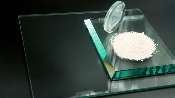 Cor branca de lustro da mão do pó do óxido de vidro do cério da terra rara